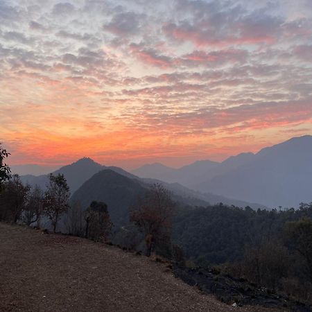 Harrobarro Farm Villa Lamjung District Bagian luar foto